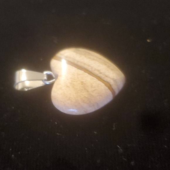 New Carved Heart Shaped Picture Jasper Pendant. - Picture 4 of 6